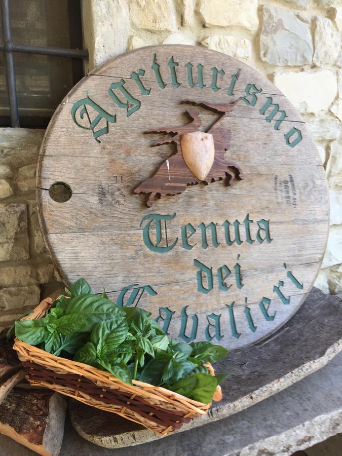 Tenuta Dei Cavalieri Molino del Piano ภายนอก รูปภาพ